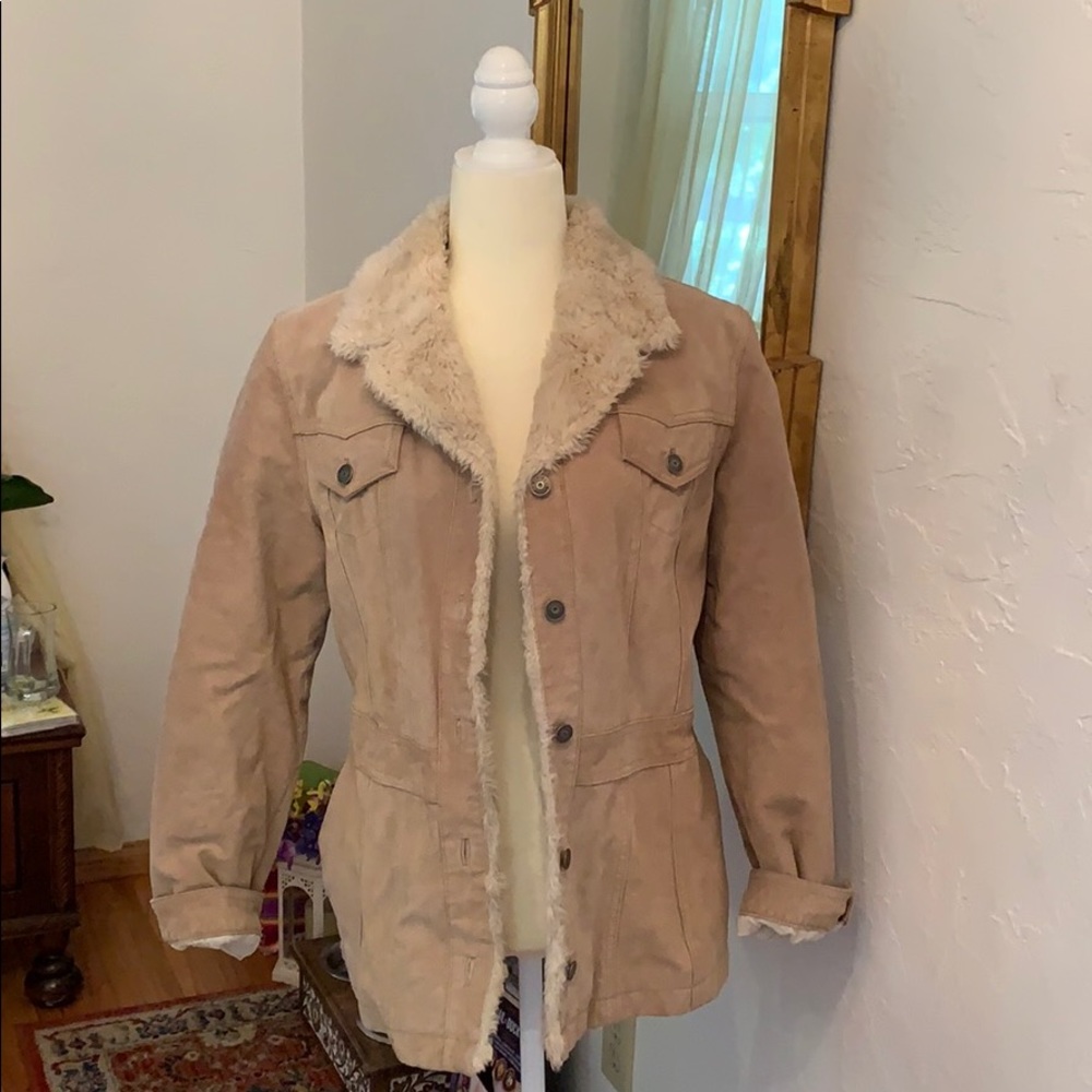 Wilson’s leather beige jacket